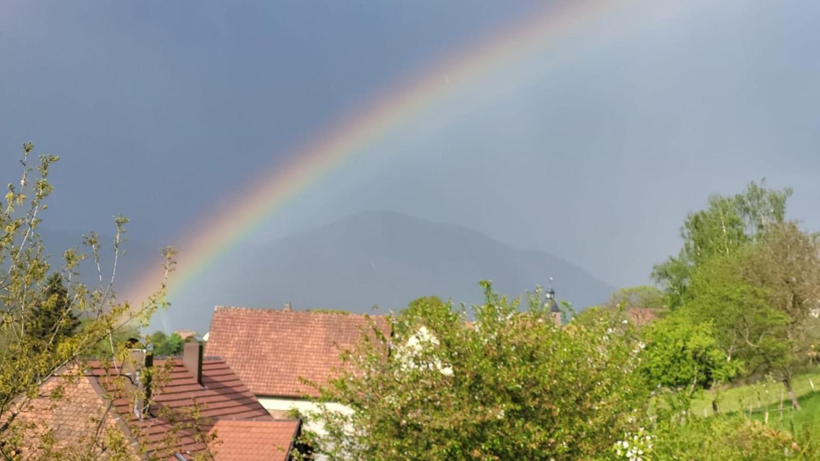 Appartement Douillet Avec Vue Sur Les Montagnes Fouchy Esterno foto